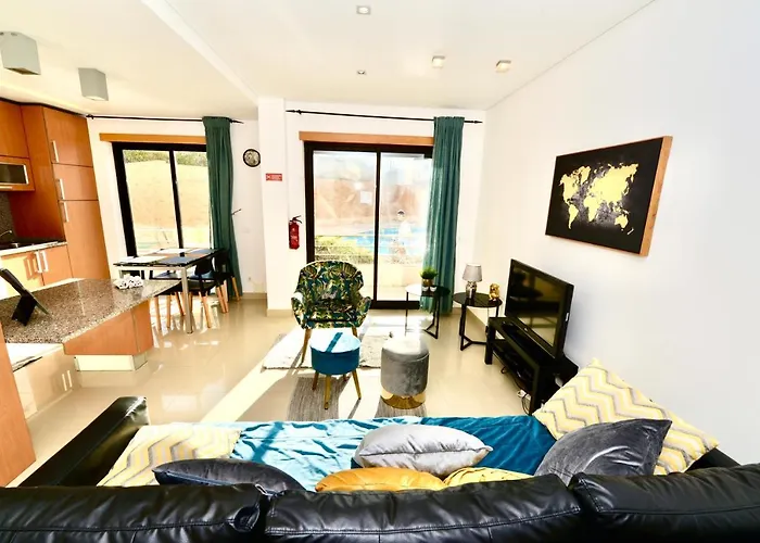 Silver - For 4 Guests 150m From Apartmán