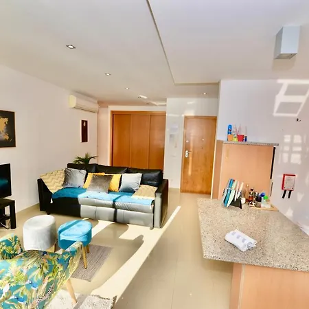 Silver - For 4 Guests 150m From Apartamento *